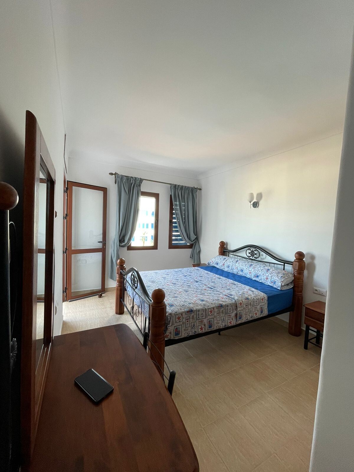 საძინებელი 1