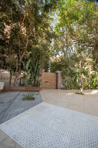 Oud Studio Zamalek Cairo