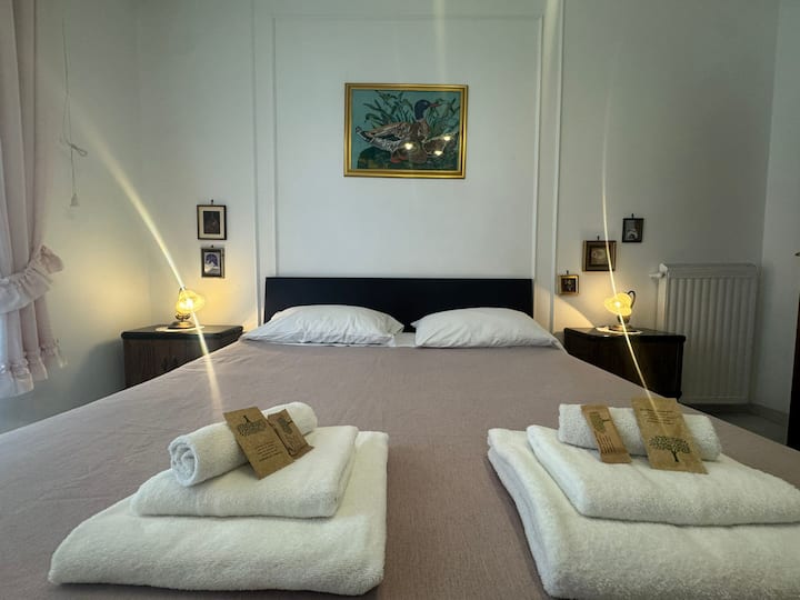 غرفة النوم 1