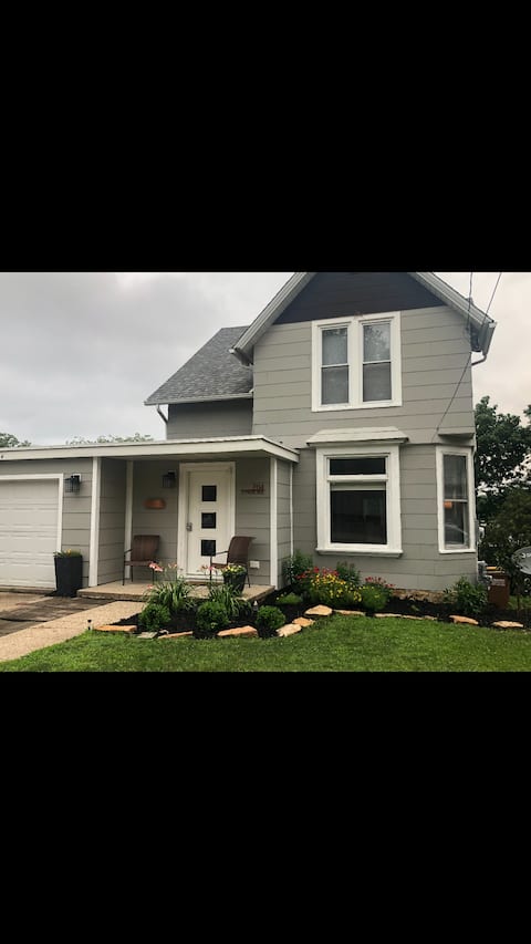 Fountain Blue- Lakeside