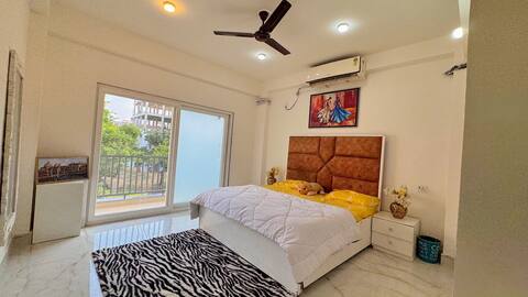 Peaceful Green-View Luxury 3 BHK