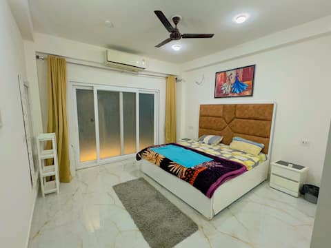Peaceful Green-View Luxury 2 BHK