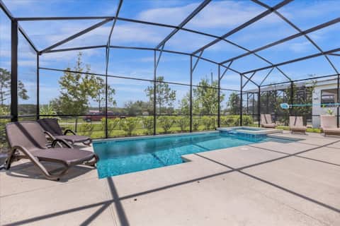 9 Bedrooms/ 7 Bathrooms/ Veranda Palms (2493 SD)