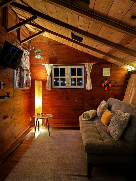 Top performing Airbnb: Beautiful Wooden Cabin in Avándaro in Otumba