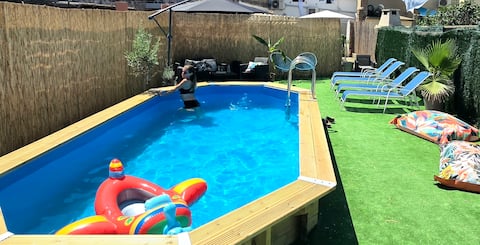 House with private pool - 8 min from the beach
