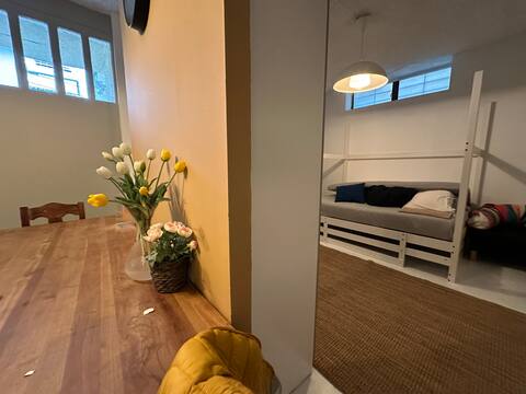 Studio 22