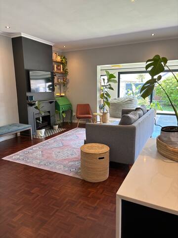 Gather ‘Round gallery image 3