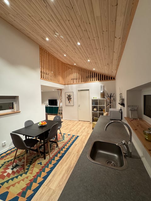 Successful Airbnb property: Modern Guest House near Malmö in Öster