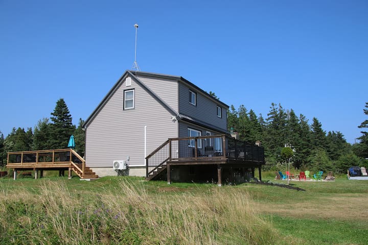 Guest favorite listing in Crescent Beach - Hammonds Plains