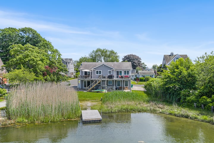 Coastal New England Waterfront Home-The Reed House