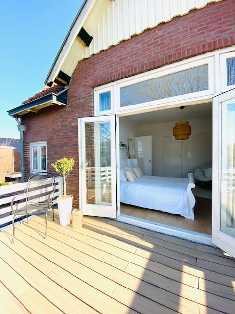 Big house close to beach, center & dunes + parking