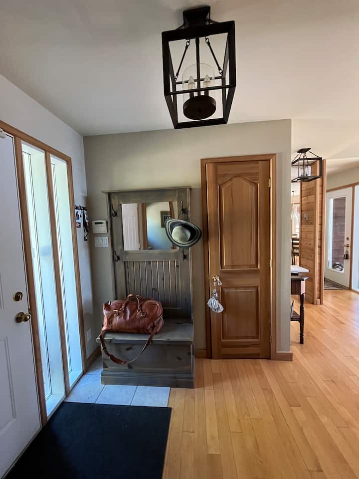 Executive Carling Cottage - Parry Sound