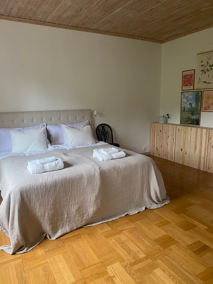 საძინებელი 1