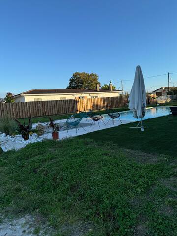 Villa lumineuse avec piscine privée 15 de bordeaux