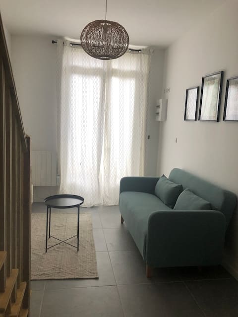 Cozy cottage 17 km from Paris