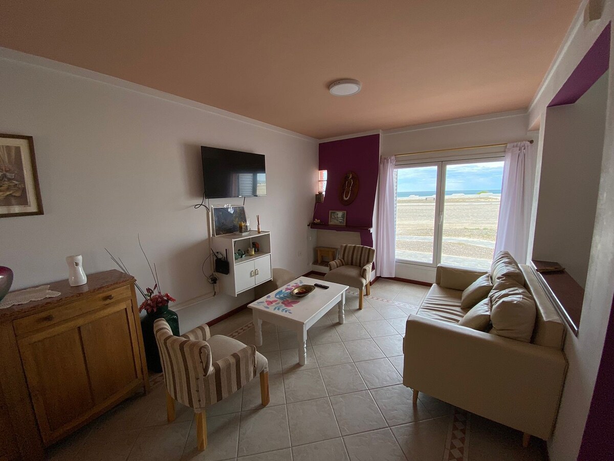 Popular Airbnb listing: Nancy's house in Las Grutas