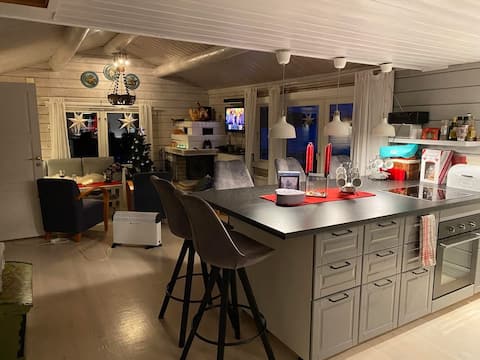 Charming inland cabin down to the water - Lyseren