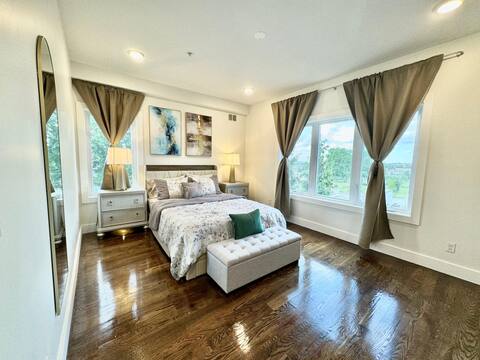 Luxury 3BR Condo 15 Min from New York Free Parking