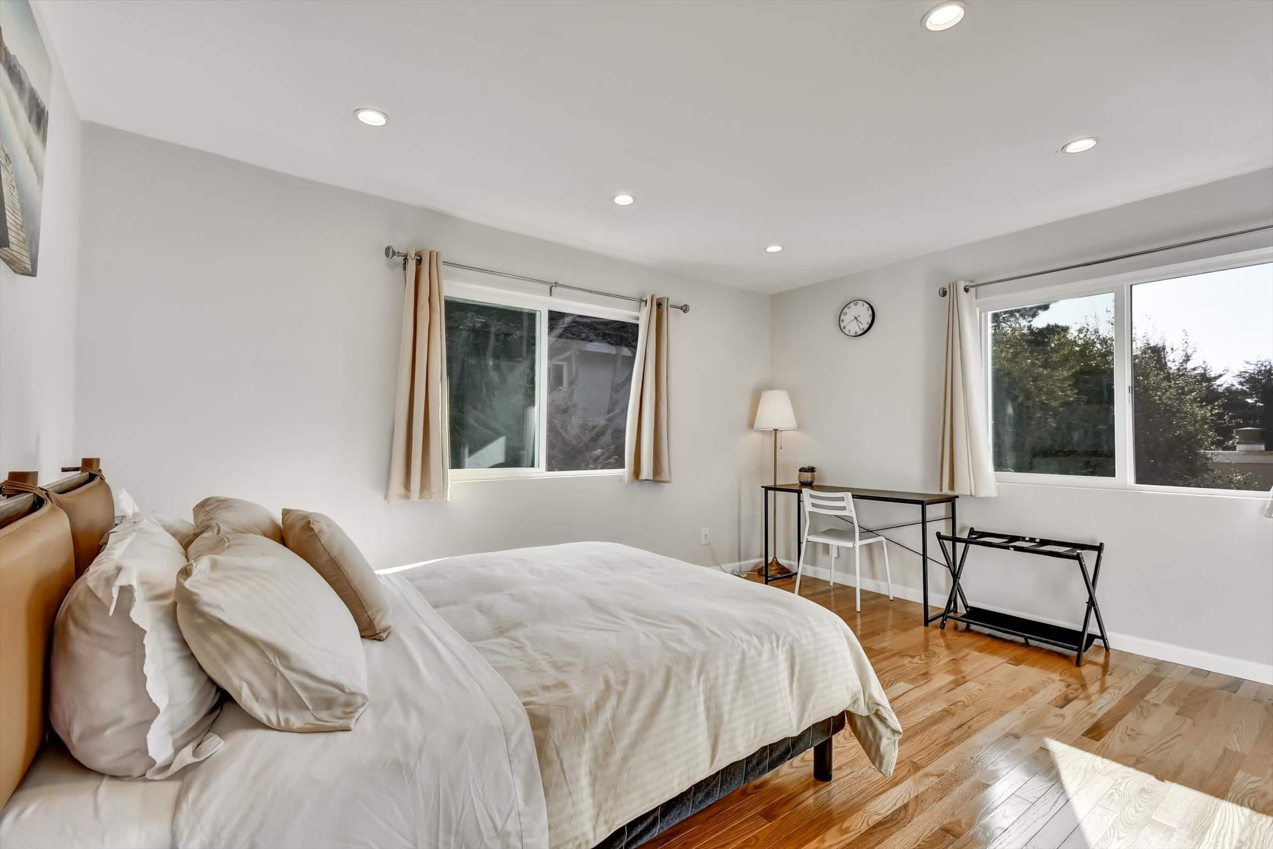 Ocean View Home with 3 Private Decks, Pacifica - Photo 28