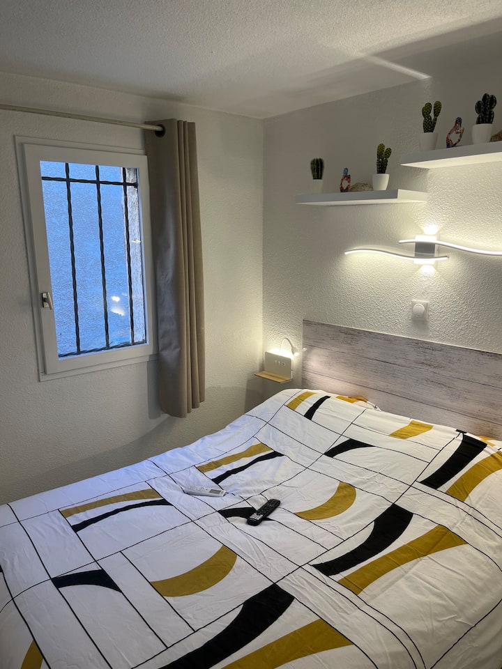 غرفة النوم 1