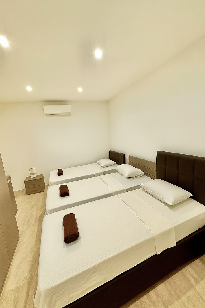 საძინებელი 1