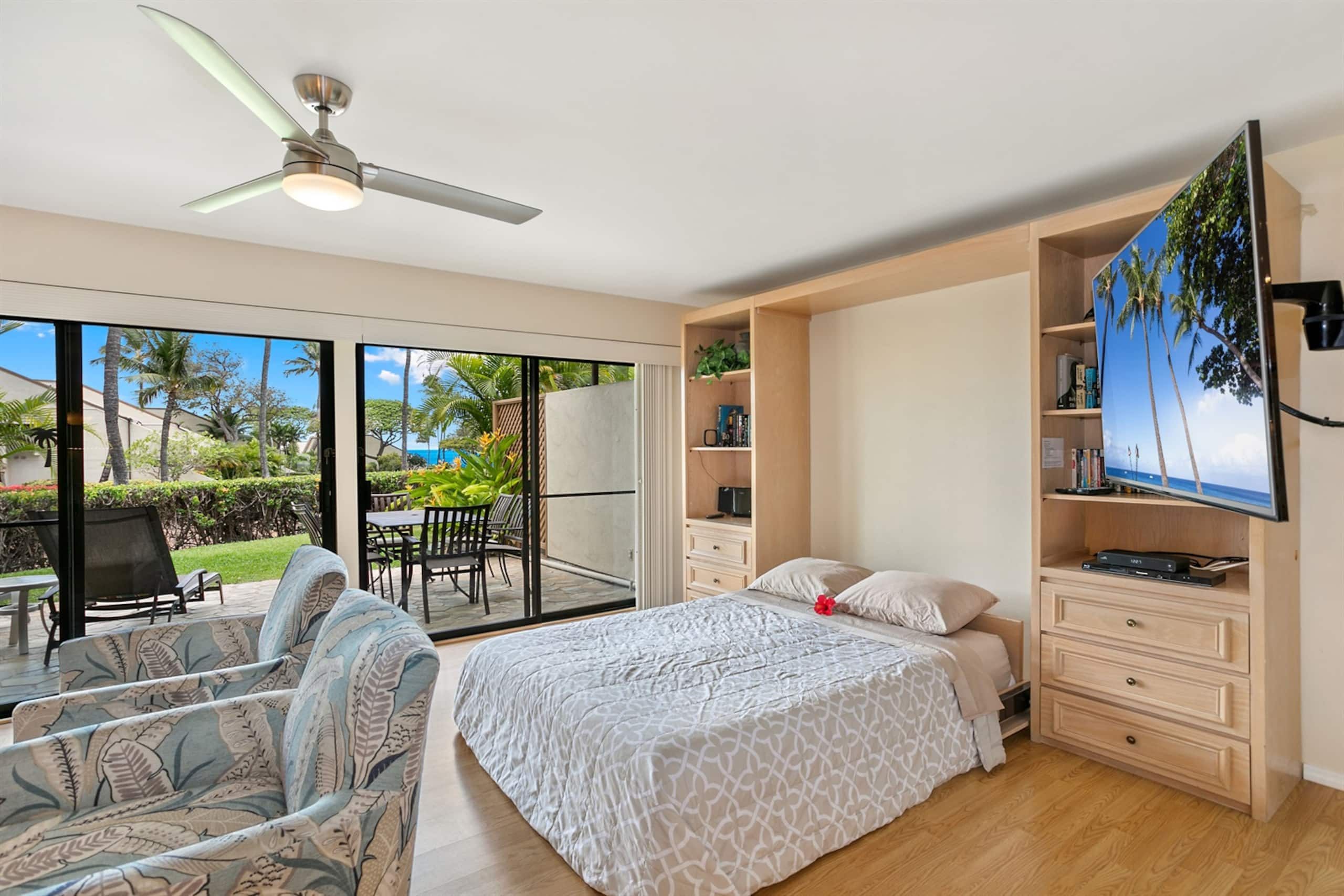 Condo in Kihei · ★4.9 · 1 bedroom · 2 beds · 2 private baths - Image 4