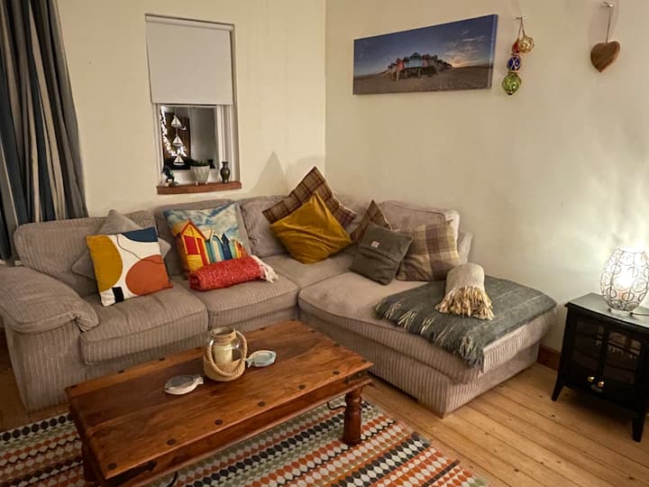 Cosy Seaside Cottage, Cromer. Dog-friendly. - Cromer