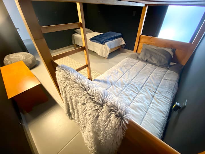 საძინებელი 4