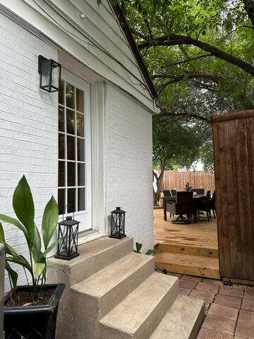 The Heights Bungalow gallery image 3