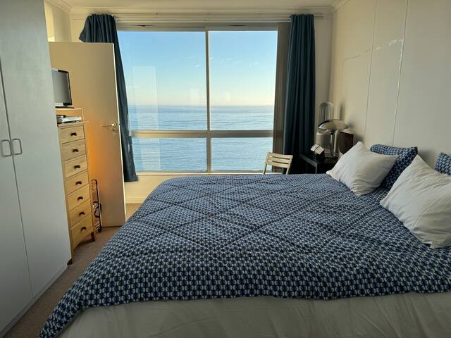 Relax & enjoy blissful sea views gallery image 4