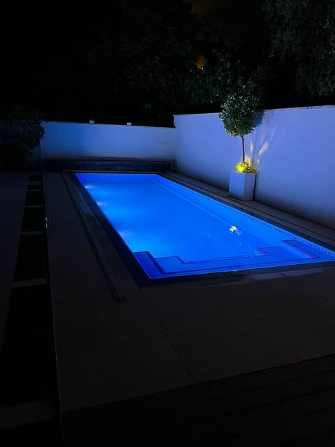 Private Villa Ra'anana