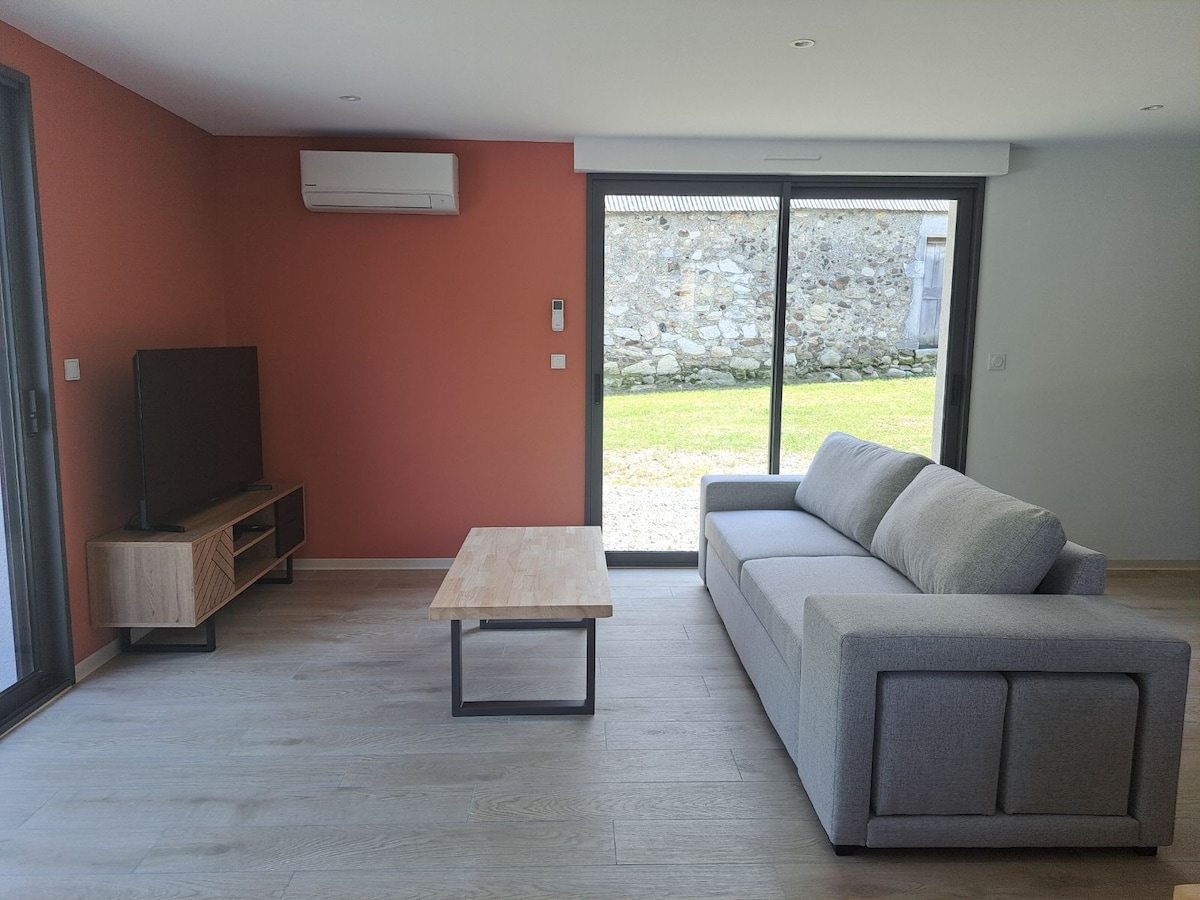 Airbnb con mejor rendimiento: Eth Cocon de Mimi, new house with mountain view en Campan