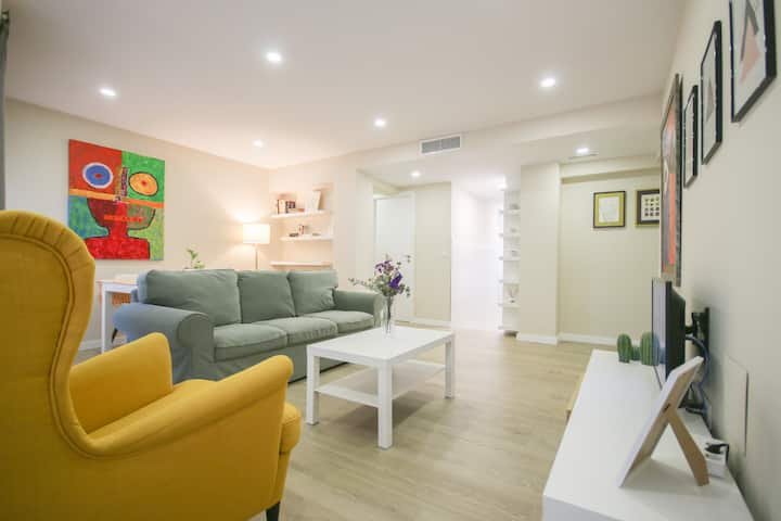 Apartamento En Pleno Centro, Nuevo Con A/c - Villarreal