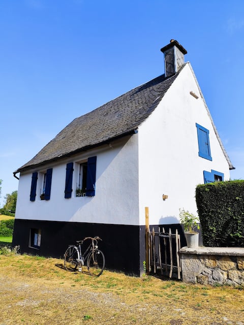 Le Cottage: house with garden