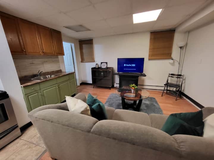 Troy Collar City Launchpad • Free Parking/near Rpi - Troy, NY