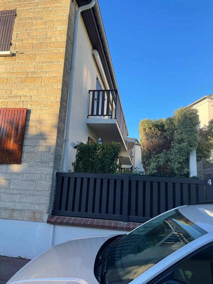 Appartement Plein Pied En Cœur De Ville - Houlgate