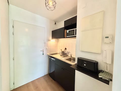 Propriété Airbnb réussie: La Confluence: Spacious apartment à Bourg L'évesque La Touche Moulin Du Comte