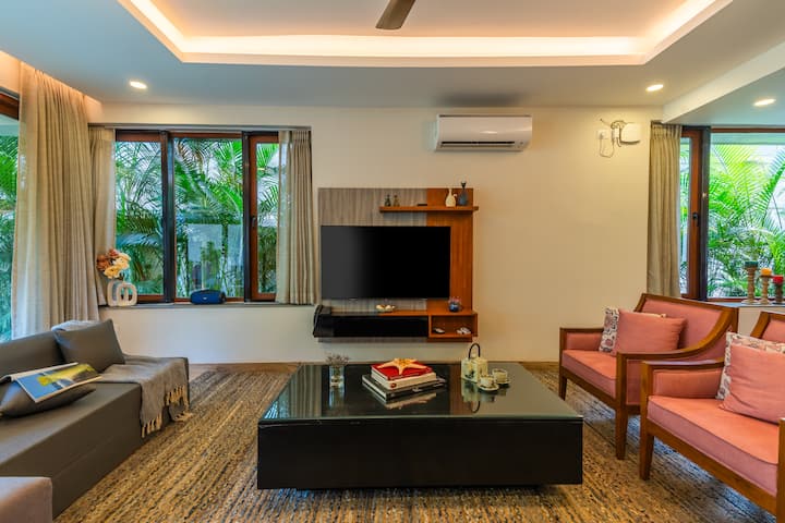 Living room image 1