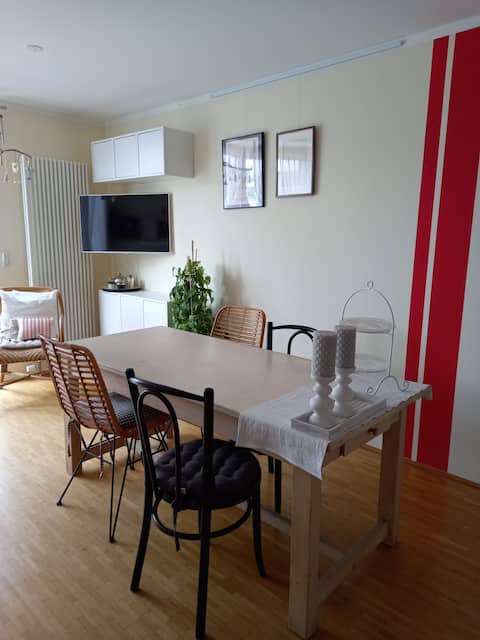 Charming 2-room apartment with roof terrace
on the 3rd floor