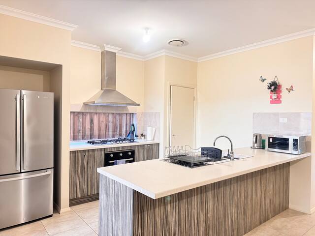 Blue Haven Retreat – Thornton Central 34 gallery image 4