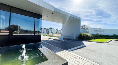 Beautiful Beachfront Apartment