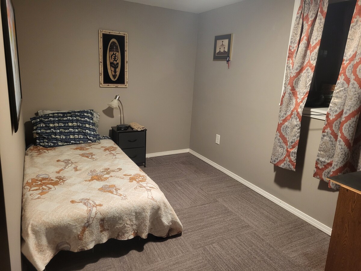 غرفة النوم 2