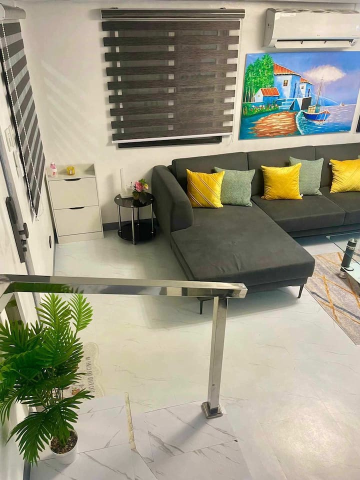 მისაღები ოთახი 1