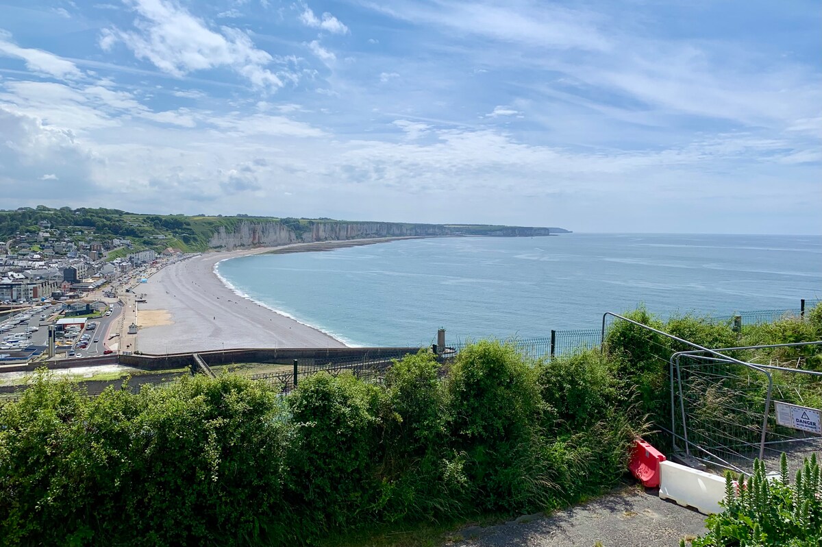 La Maison Rouge"  Sea view  2 guests - Houses for Rent in Fcamp,  Normandie, France - Airbnb