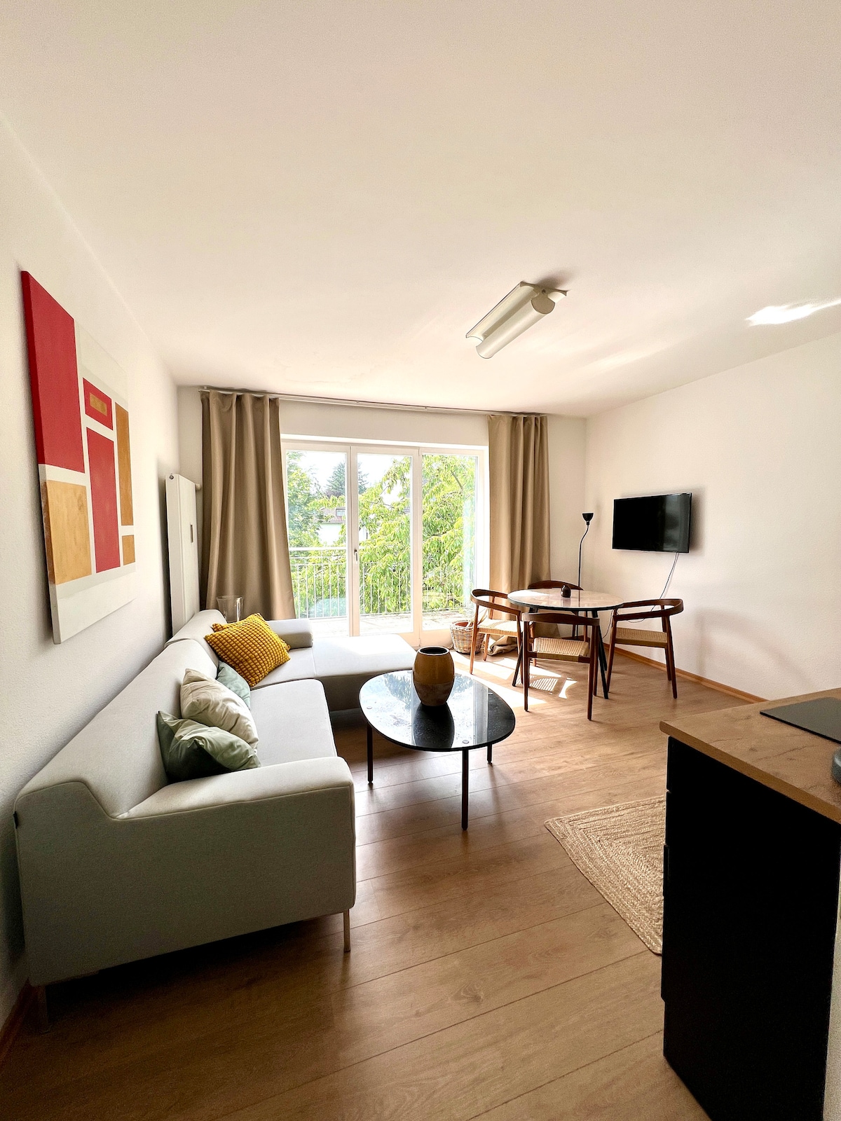 Top Airbnb: Charming Apartment at Castle in Nymphenburg