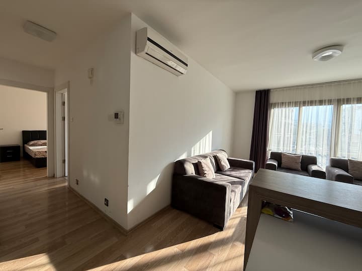 Girne Merkez Modern 2+1 – Casinolar Yürüme - Girne
