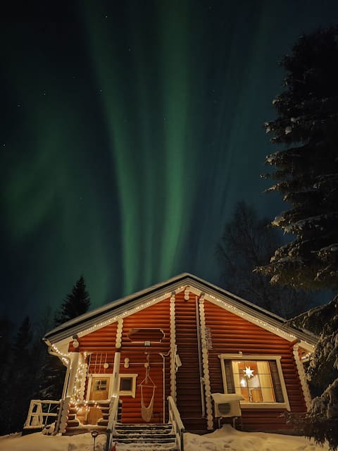 Atmospheric Villa sneaked by the river