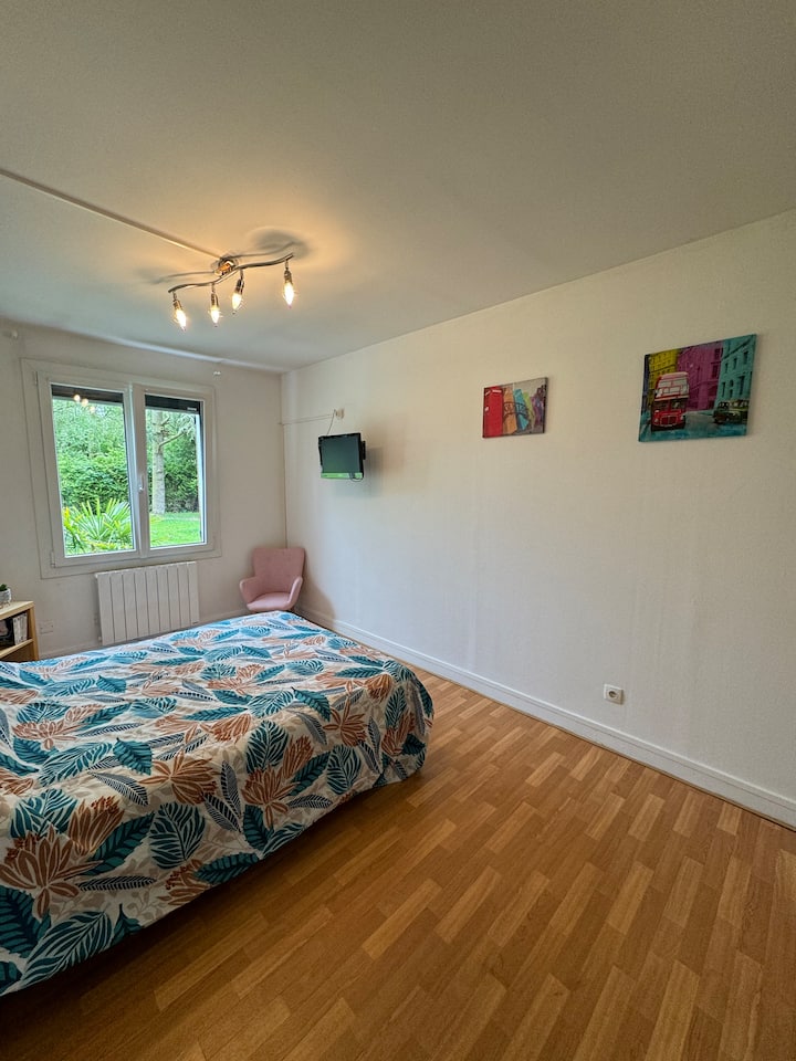 საძინებელი 1