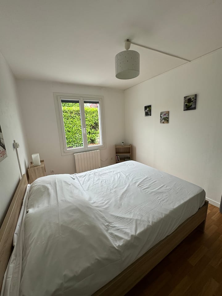 საძინებელი 2