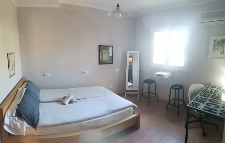 Direct lake view. a/a.